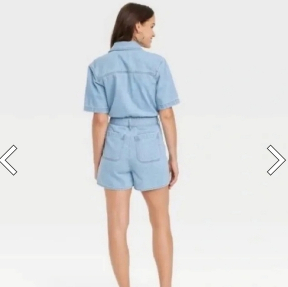 Universal Threads Women's Short Sleeve Romper Light Wash Denim - Size 17 - Picture 2 of 12